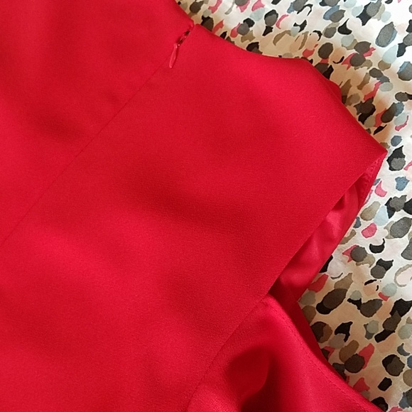 Classy engine red cocktail dress - Picture 5 of 7